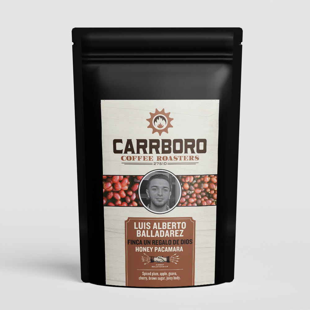 Luis Alberto Balladarez - Finca Un Regalo De Dios - Honey Pacamara